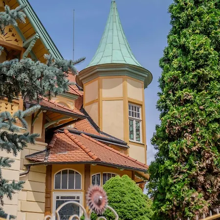 Jaroch Art Nouveau